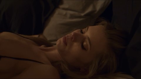 Abbey Lee, Simone Kessell - Nude & Sexy Videos in Outlaws (2017)