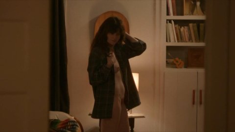 Kathryn Hahn - Nude & Sexy Videos in I Love Dick s01e08 (2017)