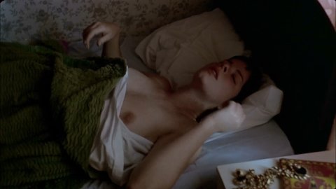 Marcia Gay Harden, Donogh Rees - Nude & Sexy Videos in The Crush (1992)