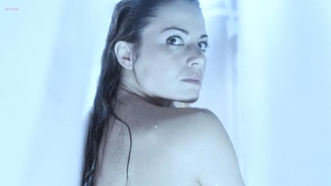 Erica Durance - Nude & Sexy Videos in Smallville s04-07 (2004)