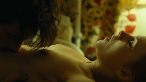 Aura Garrido - Nude & Sexy Videos in The Body (2012)