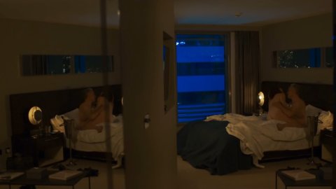 Holliday Grainger - Nude & Sexy Videos in The Capture s01e01 (2019)