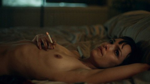 Jodi Balfour - Nude & Sexy Videos in Rellik s01e05 (2017)