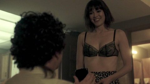 Mary Elizabeth Winstead - Nude & Sexy Videos in Fargo s03e05 (2017)